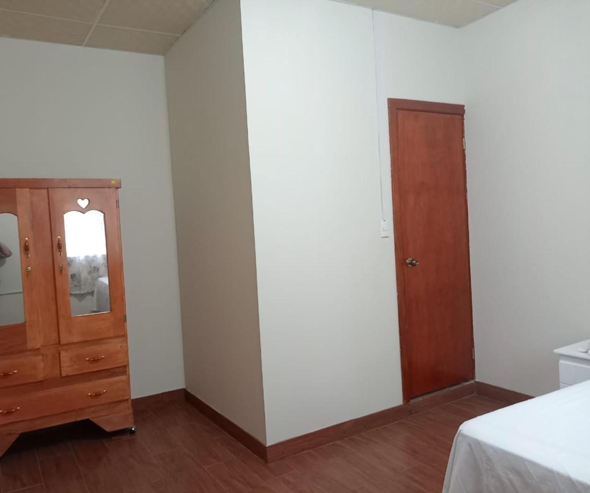 Ibania Hostal Tamanique Bagian luar foto