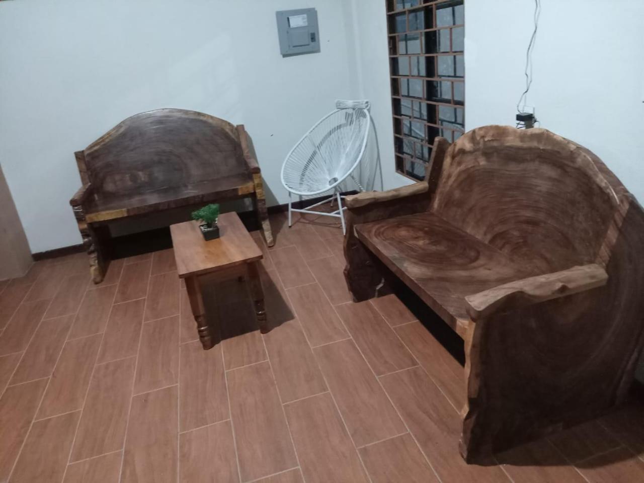 Ibania Hostal Tamanique Bagian luar foto